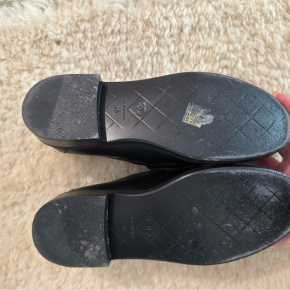 CHANEL Quilted Black Loafers with Gold Accents - Picture 5 of 5
